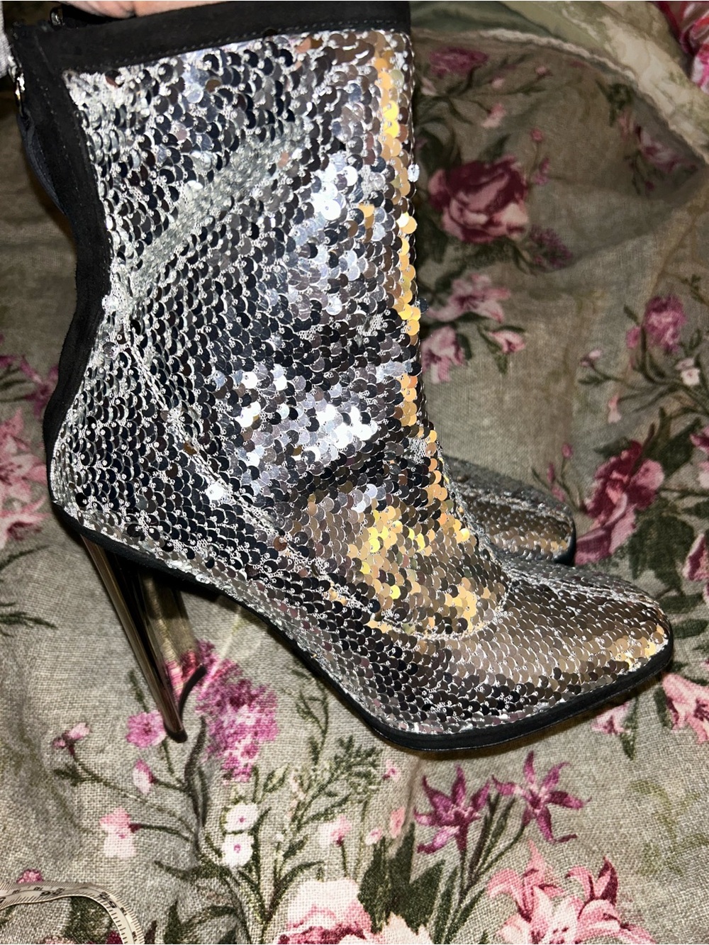 Preloved Giuseppe Zanotti Sequin Ankle Boots